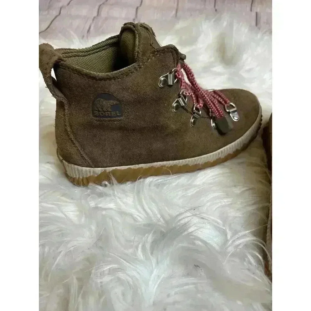 Sorel Out N About Conquest Boots Waterproof Rubber Soles Toggle Lace Size Kids 3